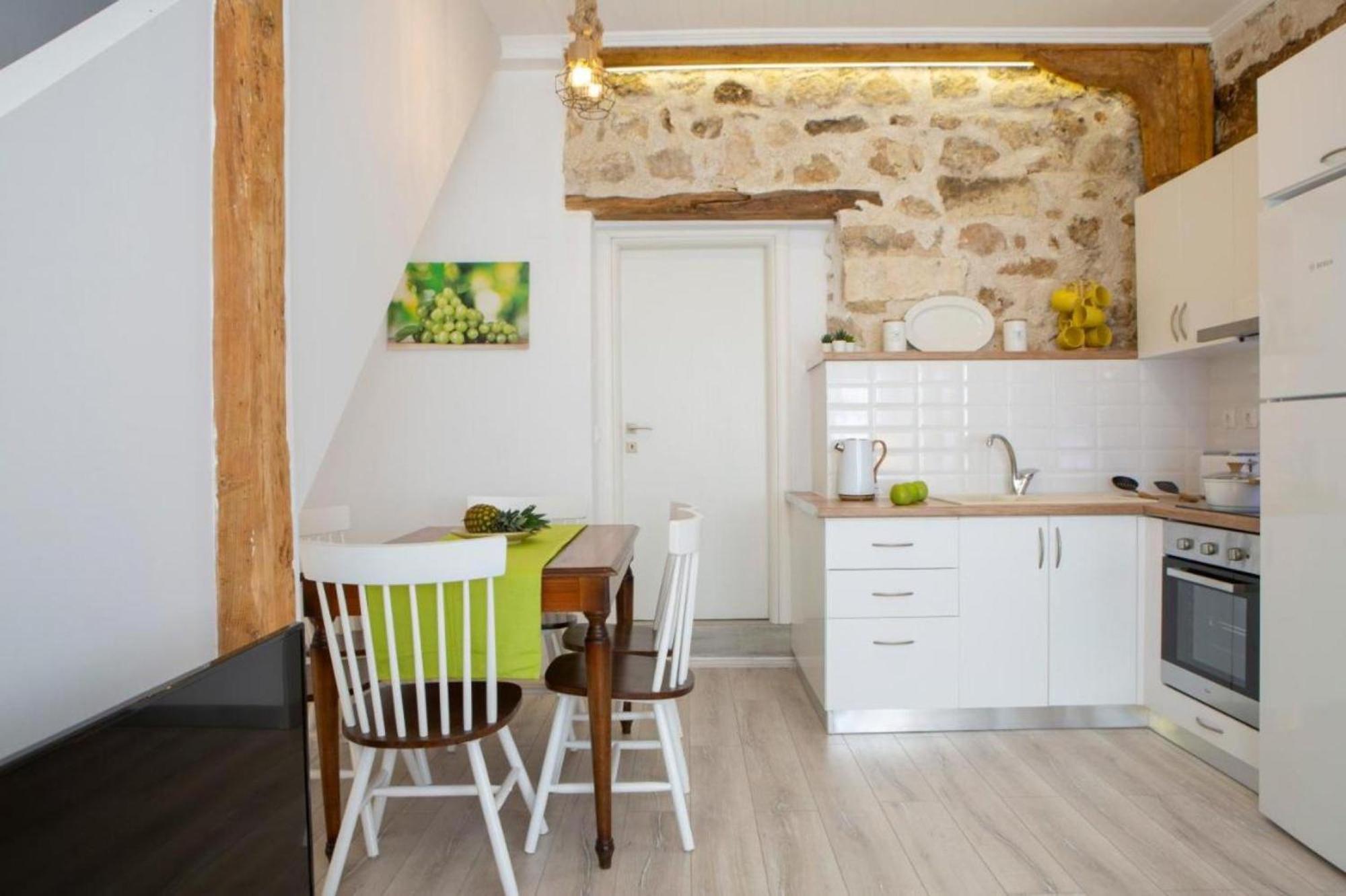 Polyxenis Cozy Maisonette - Water Tank Lefkada Bnb Bagian luar foto